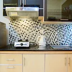 Simply Studio Maple Park Sunter Apartment With City View By Travelio